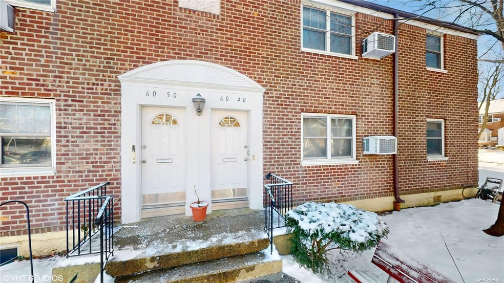 60-48 Little Neck Pkwy unit 866, Little Neck, NY 11362 - photo 1