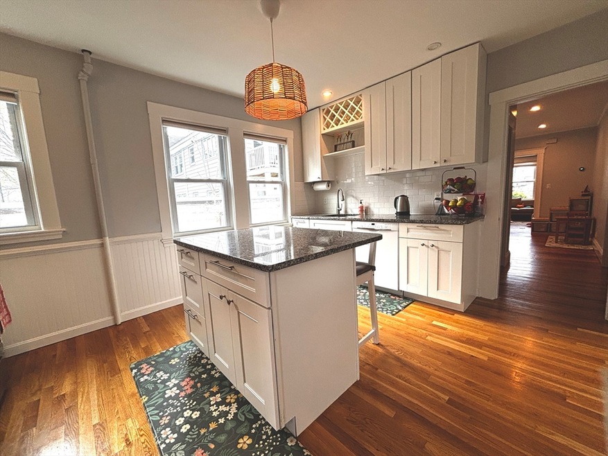 7 Dartmouth St unit 7, Arlington, MA 02474 - photo 1