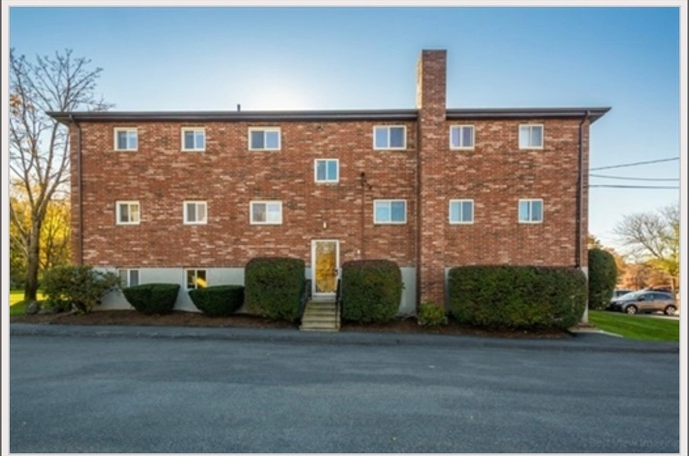 40 Gates St unit 5, Boston, MA 02127 - photo 1