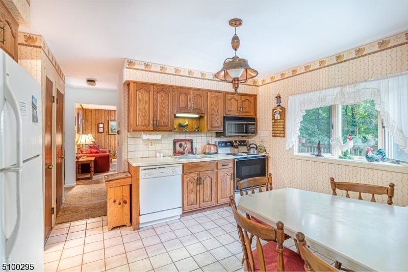 22 Lancer St, Sparta, NJ 07871 - photo 1