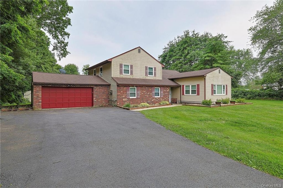 14 Goldin Blvd, Walden, NY 12586 - photo 1