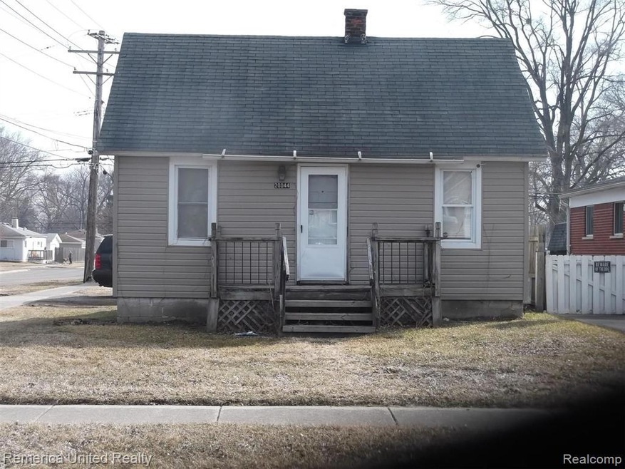 Home is Leased-Maimtenance free exterior