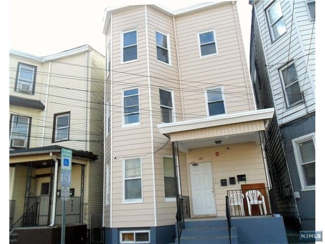 147 Sheridan Ave unit 3rd Fl, Paterson, NJ 07502 - photo 1