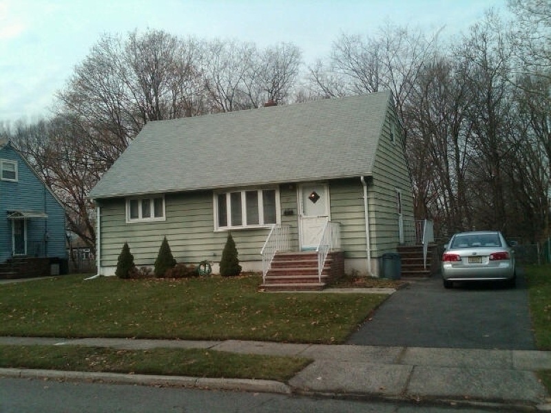 27 Vetrone Dr, Woodland Park, NJ 07424 - photo 1