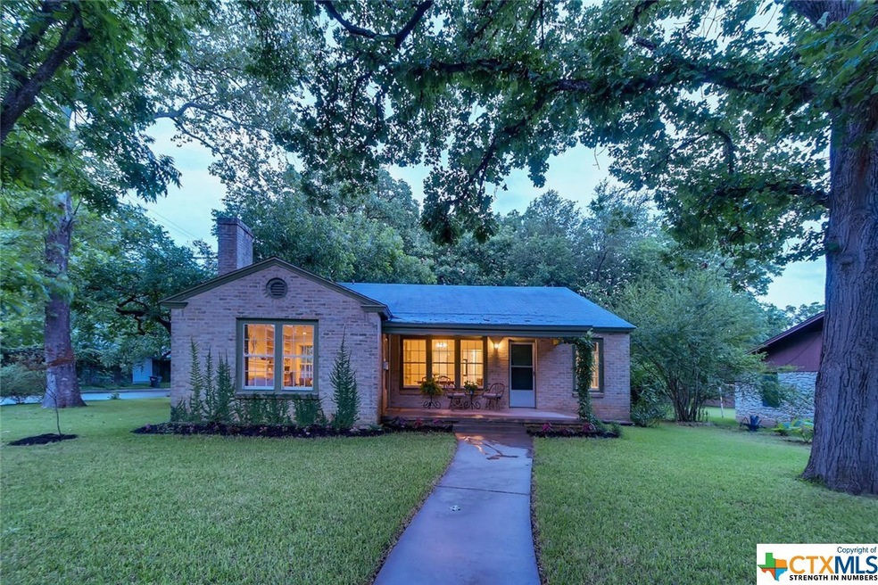 801 W San Antonio St, San Marcos, TX 78666 - photo 1