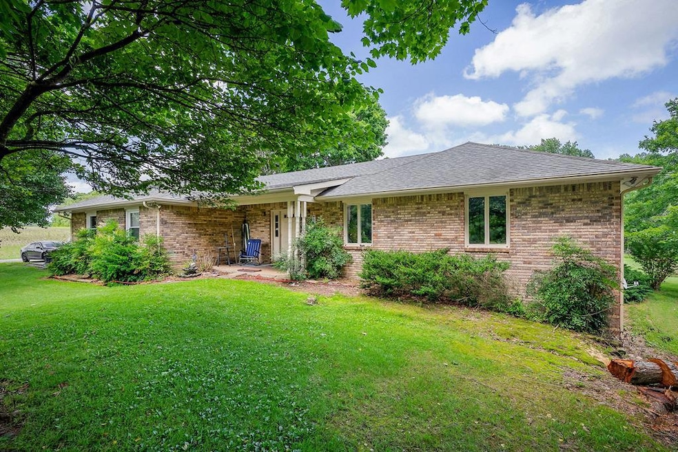 1790 Coon Hunt Rd, Baxter, TN 38544 - photo 1