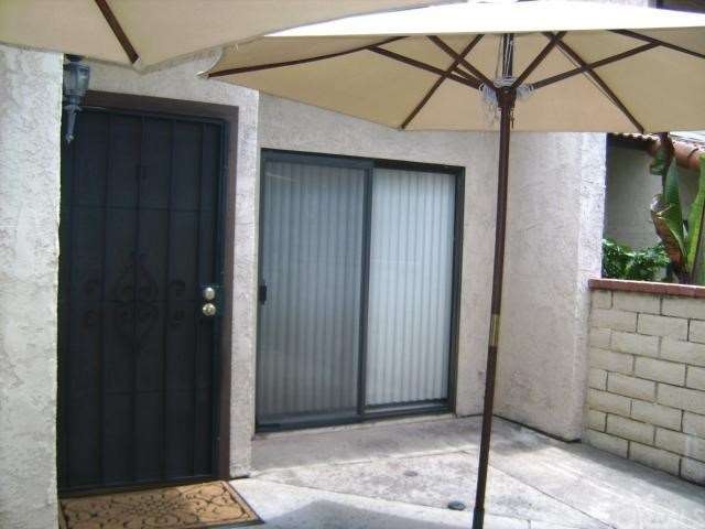 Main entrance, patio and BarQ area.