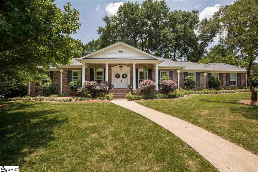 2 Freeport Dr, Greenville, SC 29615 - photo 1