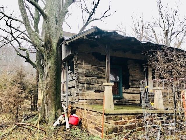 10492 Devils Den Rd, Winslow, AR 72959 - photo 1