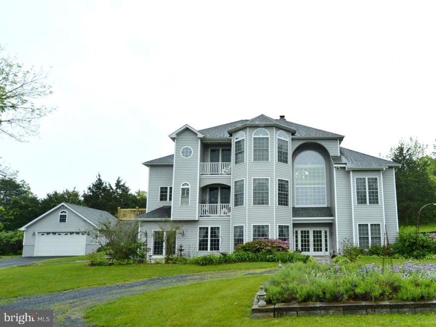 151 Signal Ct, Strasburg, VA 22657 - photo 1