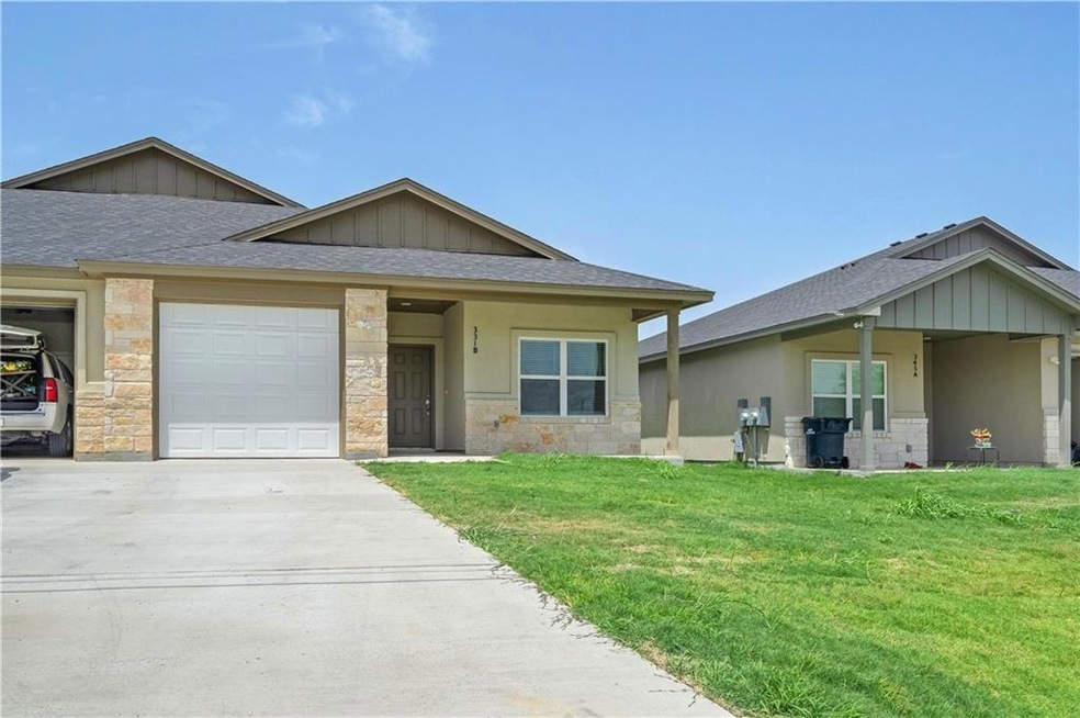 331 County Road 306 unit A, Jarrell, TX 76537 - photo 1