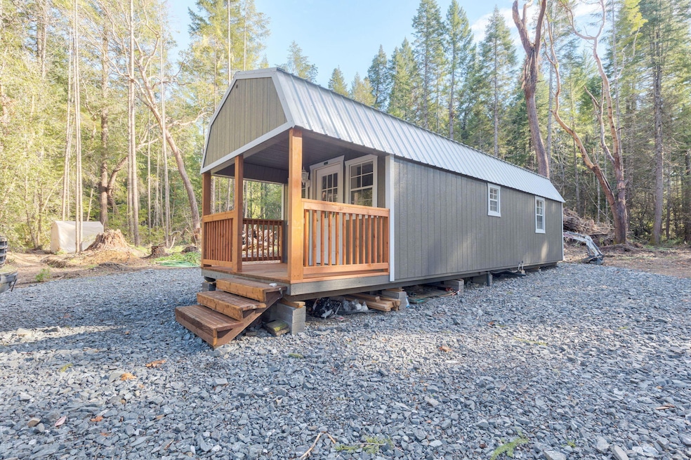 101 3 Mill Rd, Selma, OR 97538 - photo 1