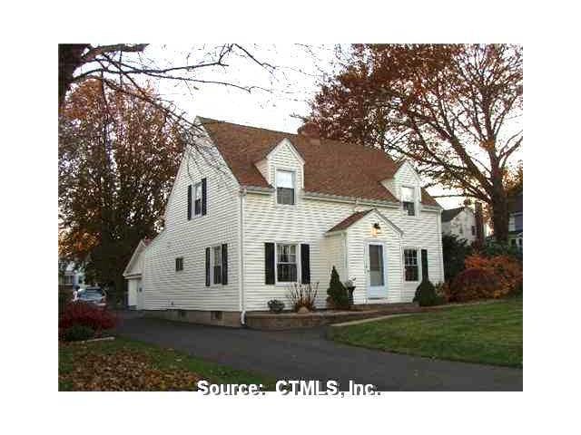 92 Chamberlain Rd, Wethersfield, CT 06109 - photo 1