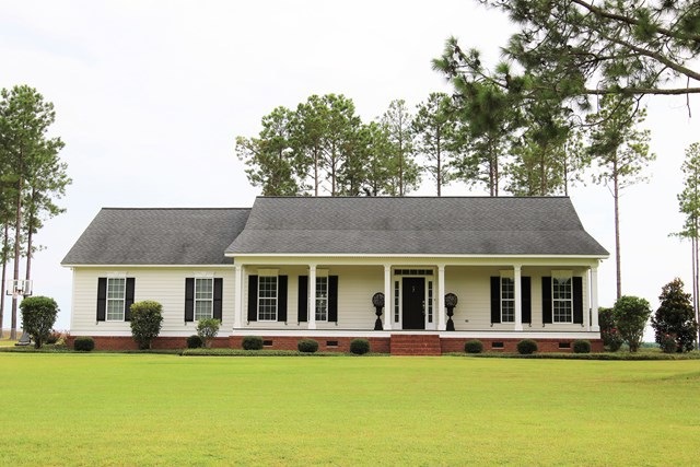 130 Country Woods Ct, Sylvester, GA 31791 - photo 1