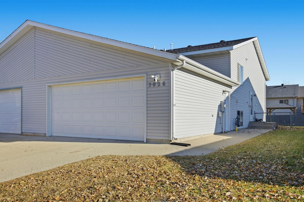 3026 32nd St S, Fargo, ND 58103 - photo 1