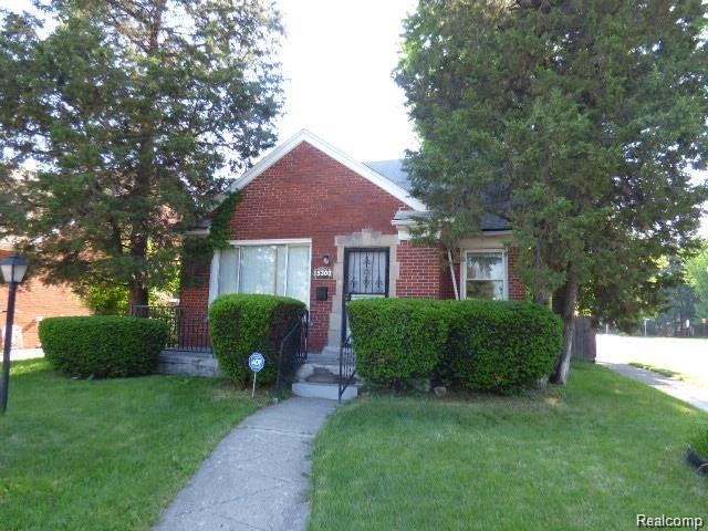 15300plainview.jpg