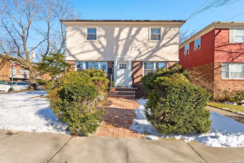 65-03 165th St, Flushing, NY 11365 - photo 1