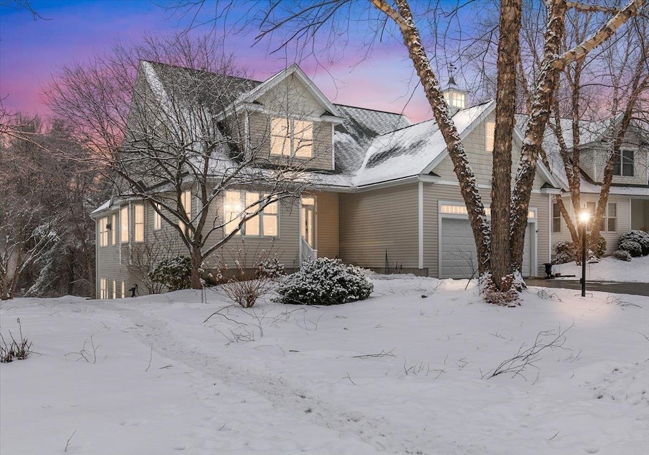 9 Crocketts Way, Stratham, NH 03885 - photo 1