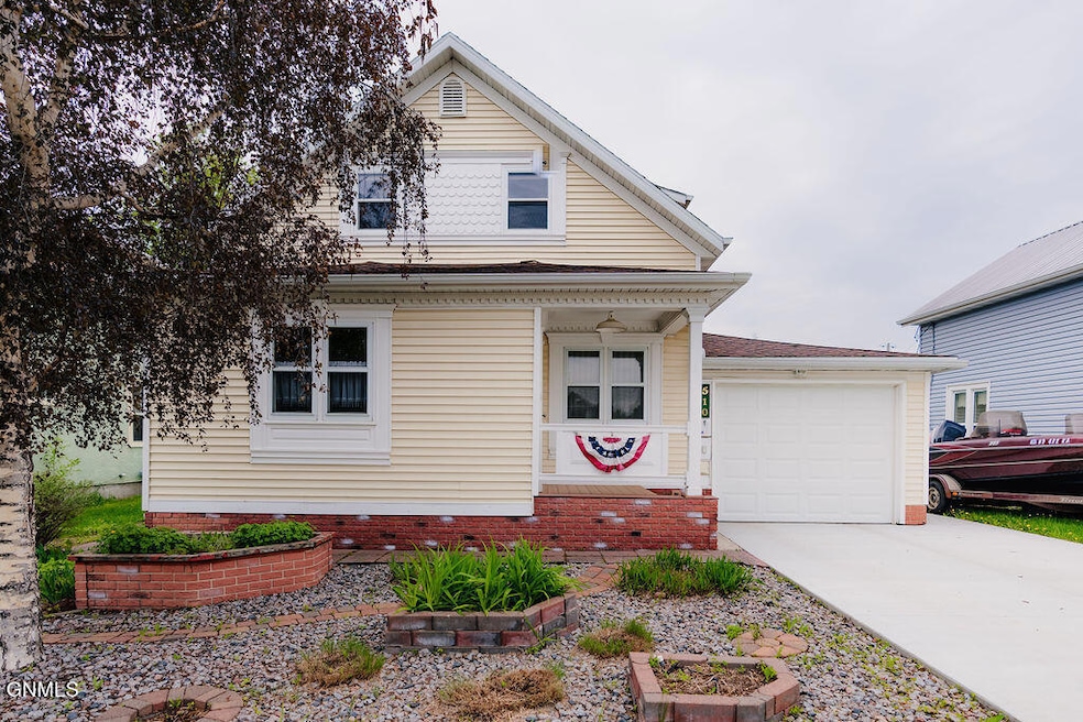 510 4th St SE, Jamestown, ND 58401 - photo 1