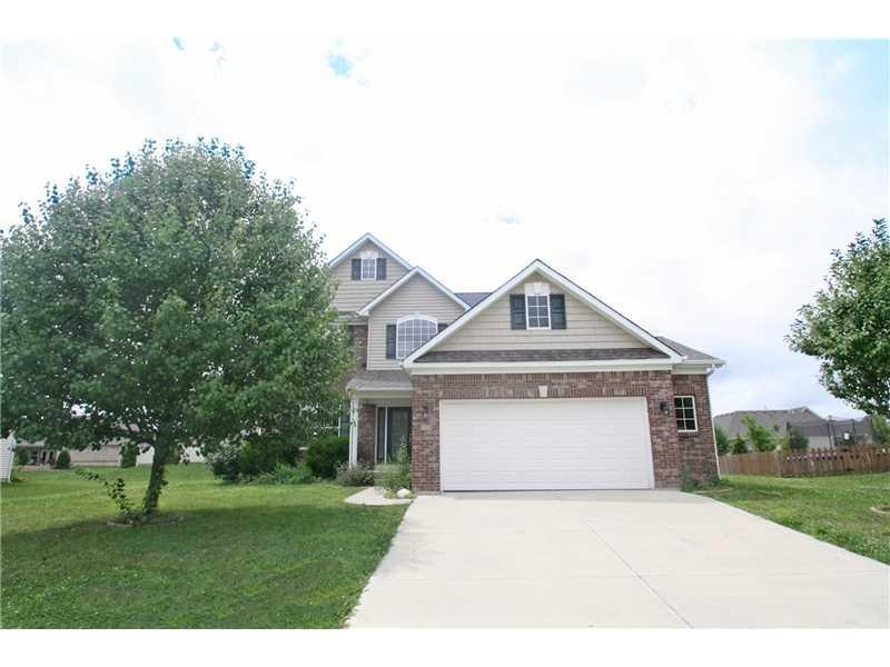 5672 Yorktown Rd, Plainfield, IN 46168 - photo 1
