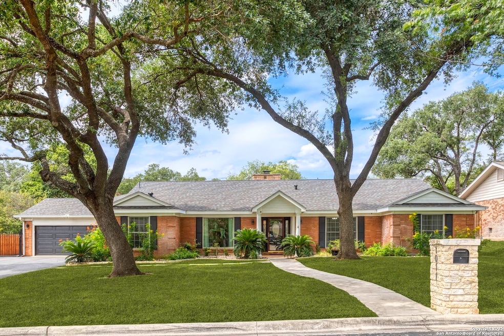 For Sale $739,899