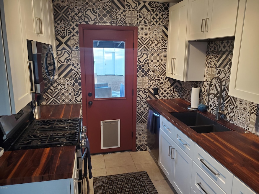 925 E Ellis St, Tucson, AZ 85719 - photo 1