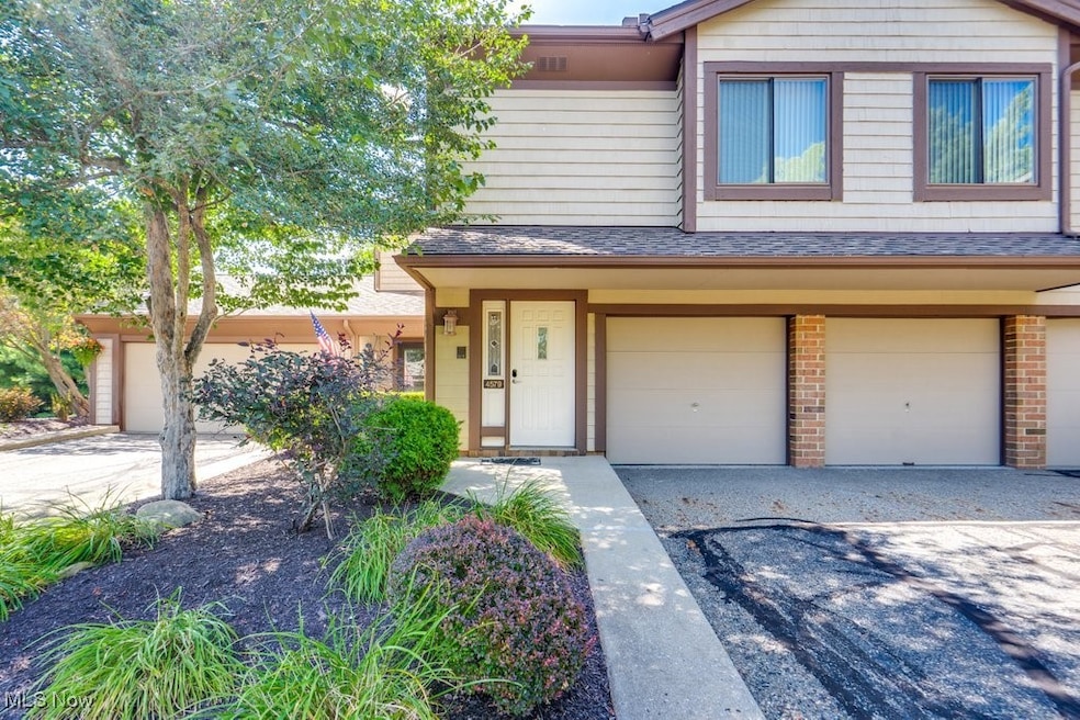 4579 Morgate Cir NW, Canton, OH 44708 - photo 1