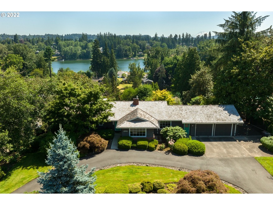 4552 Cedaroak Dr, West Linn, OR 97068 - photo 1