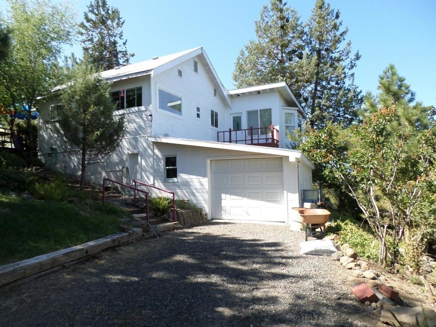 235 Lewis St Main Picture