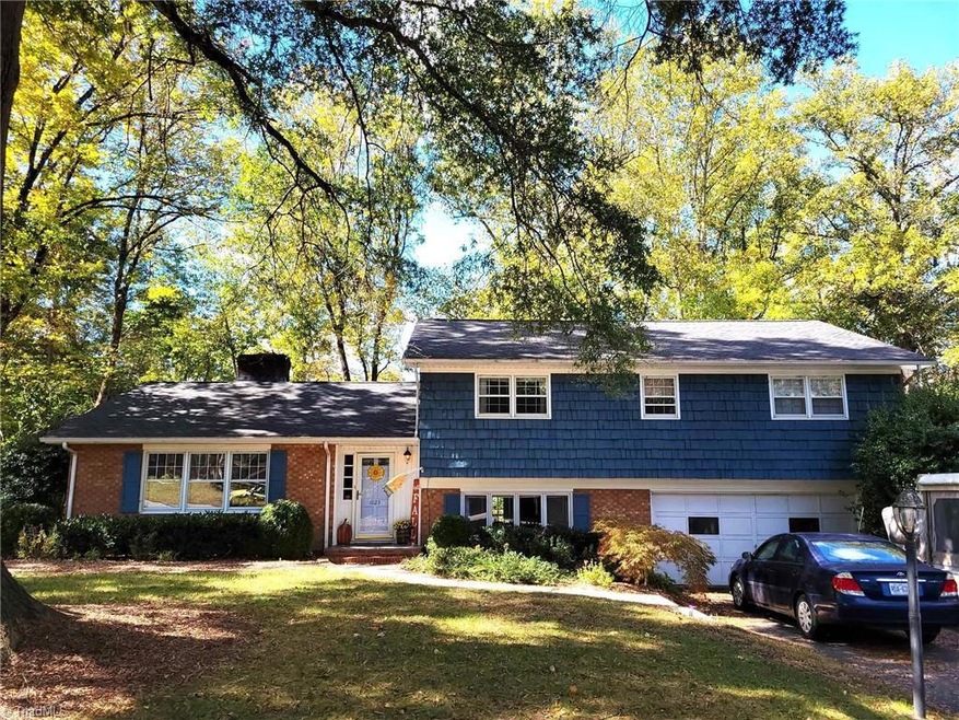 1023 Cantering Rd, Ready to be your new home!