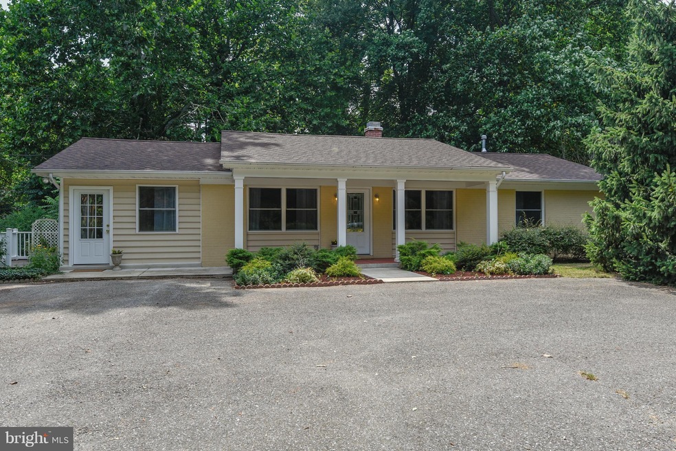 2008 Generals Hwy, Annapolis, MD 21401 - photo 1