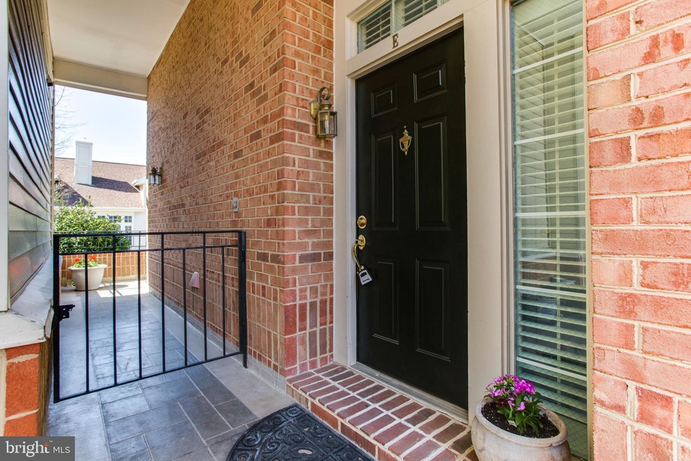 7021 Haycock Rd unit 805, Falls Church, VA 22043 - photo 1