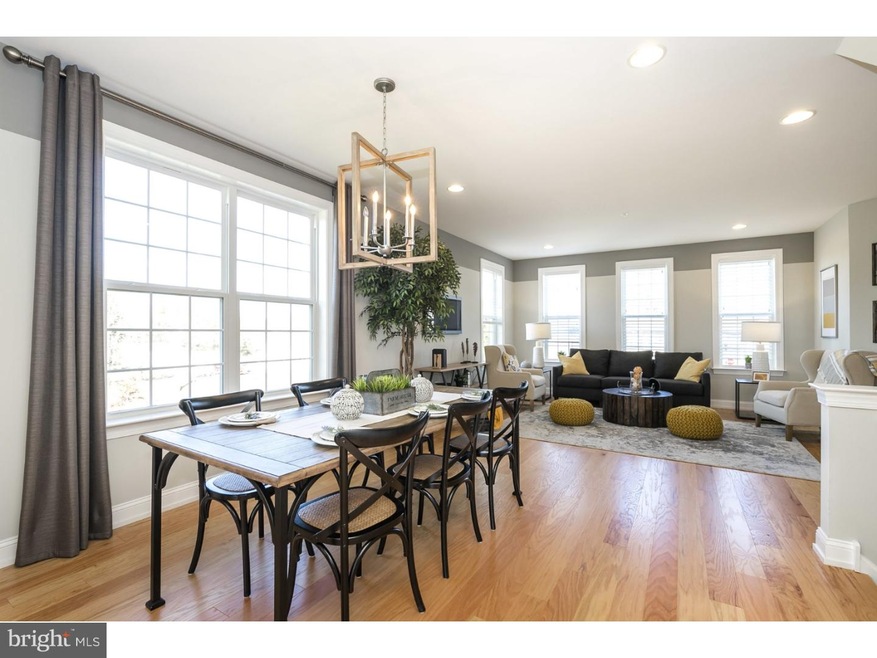 1041 Chapman Cir unit 21, Hatfield, PA 19440 - photo 1