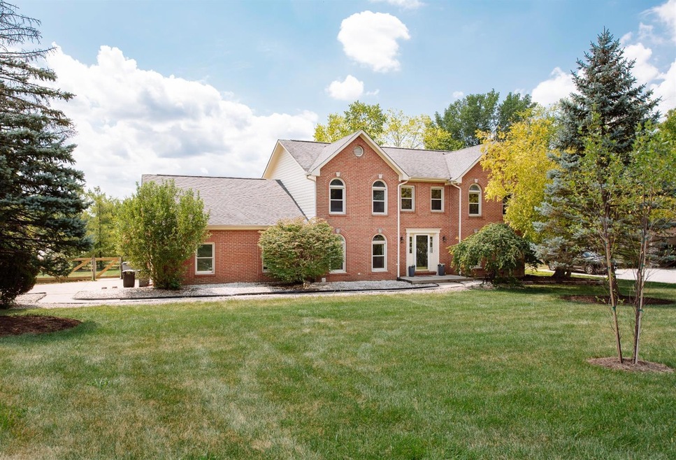 6315 Gem Stone Dr, Liberty Township, OH 45044 - photo 1