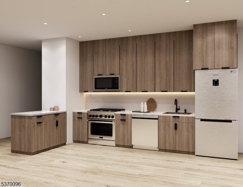 225 S Broad St unit 1-E, Elizabeth, NJ 07202 - photo 1