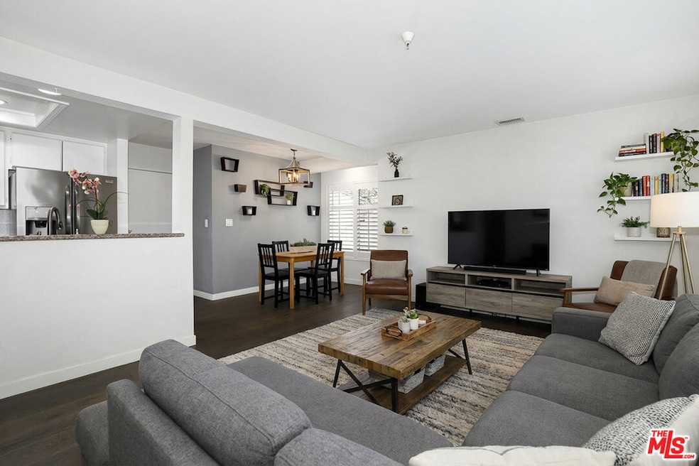 762 E Orange Grove Blvd unit 5, Pasadena, CA 91104 - photo 1