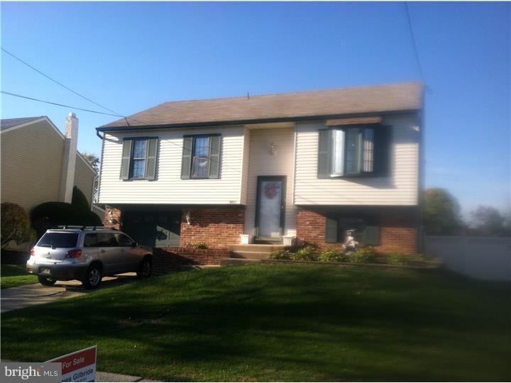 8021 Wyndam Rd, Pennsauken, NJ 08109 - photo 1