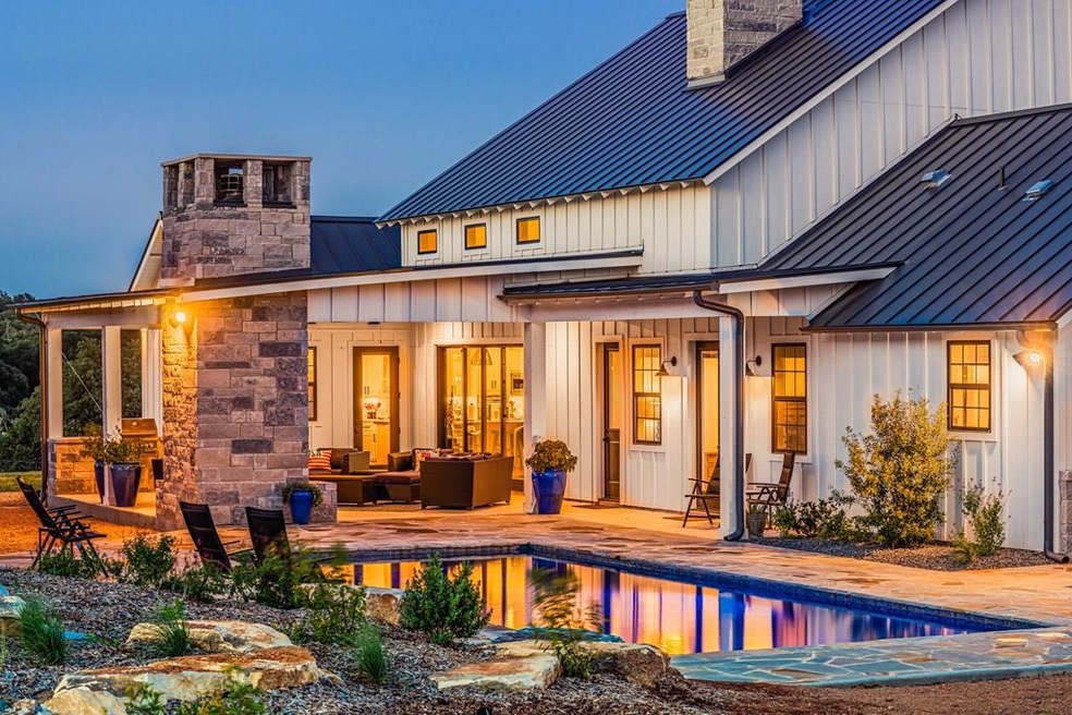 1111 Hartmann Ranch Way, Fredericksburg, TX 78624 - photo 1