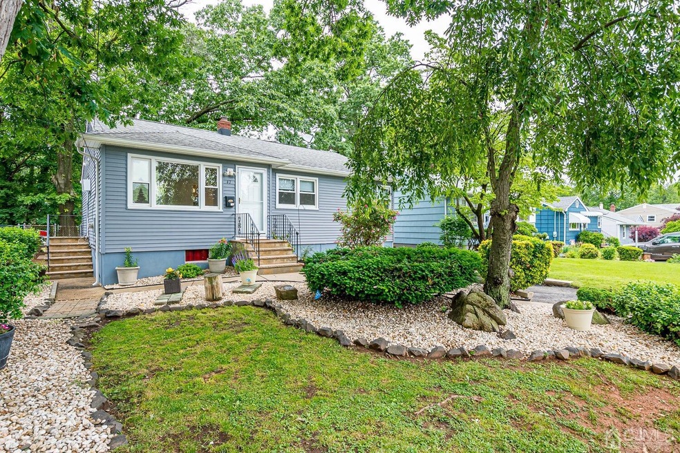 47 Wisteria St, Edison, NJ 08817 - photo 1