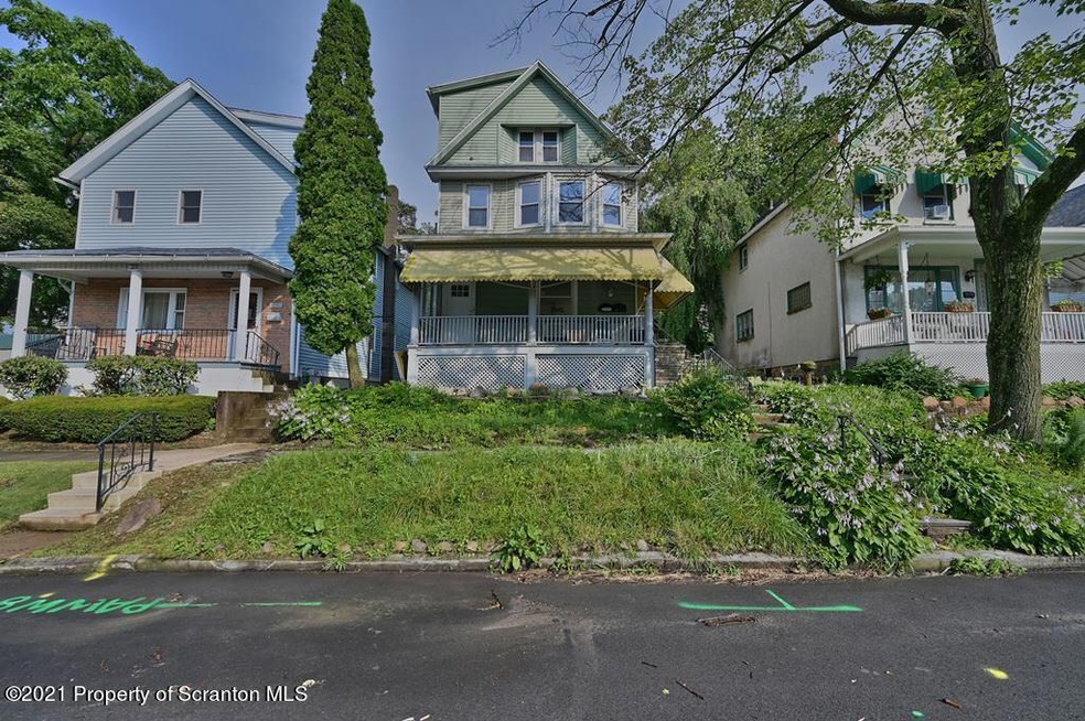 1054 N Webster Ave, Scranton, PA 18510 - photo 1
