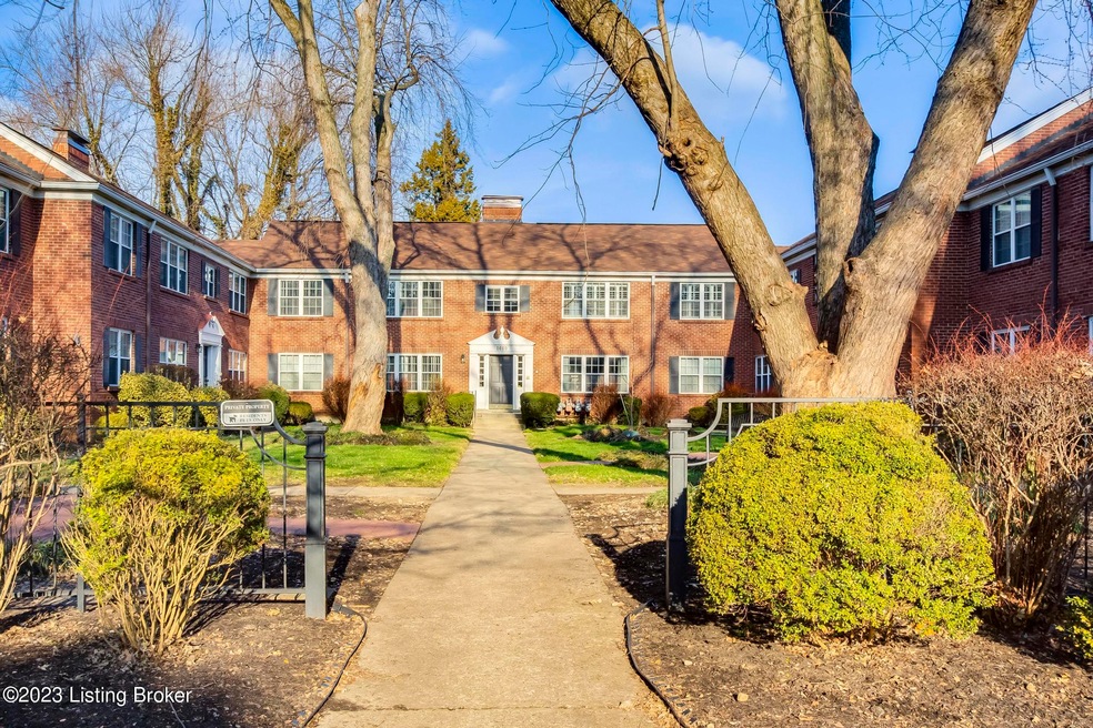 1609 Ellwood Ave unit F1, Louisville, KY 40204 - photo 1