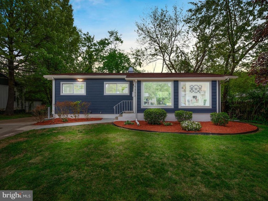 9303 Vaughn Place, Lanham, MD 20706 - photo 1