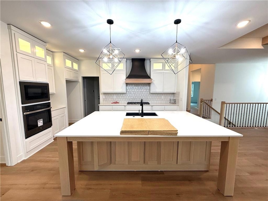 3215 SW Enoch St, Lee's Summit, MO 64082 - photo 1