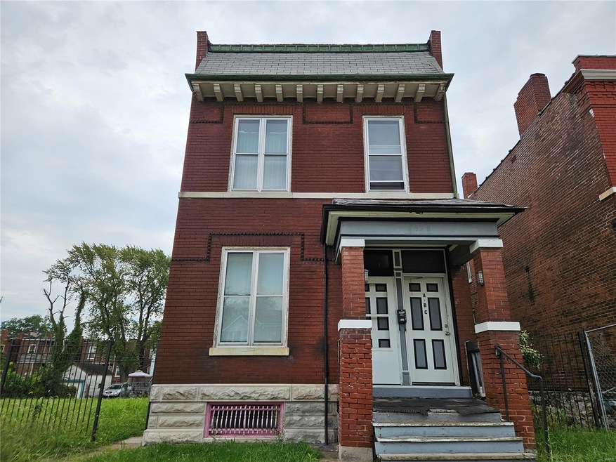 4620 Pope Ave, Saint Louis, MO 63115 - photo 1