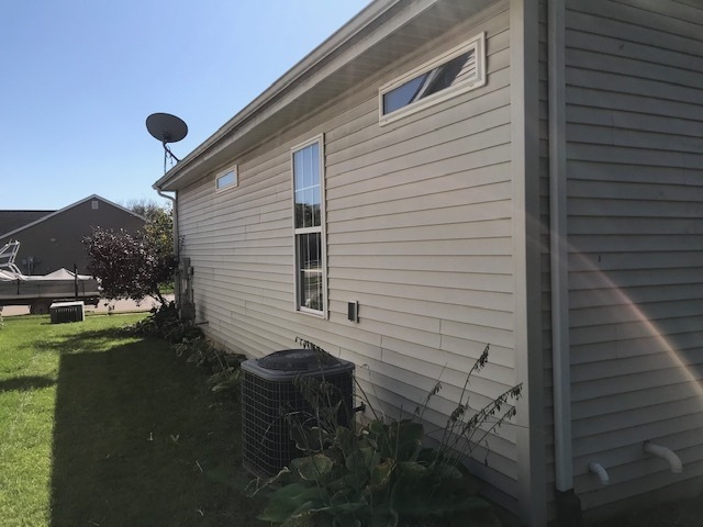 205 Compton St, New Carlisle, IN 46552 - photo 1