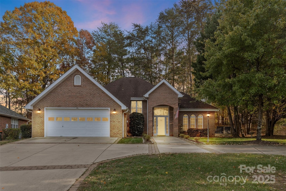 1108 Blowing Rock Cove, Fort Mill, SC 29708 - photo 1