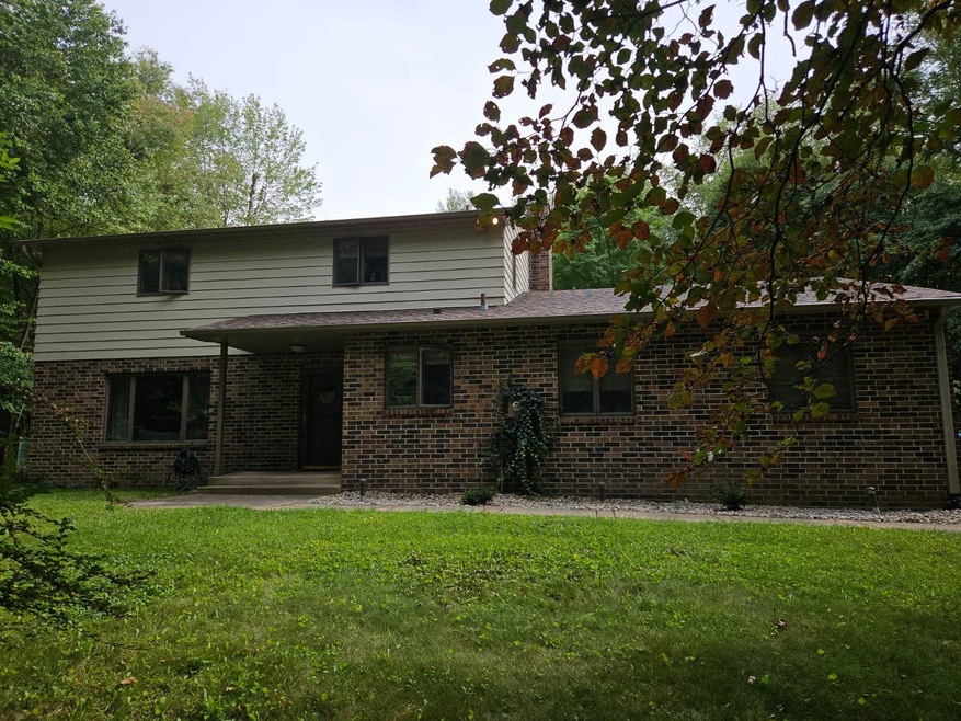 174 E 650 N, La Porte, IN 46350 - photo 1