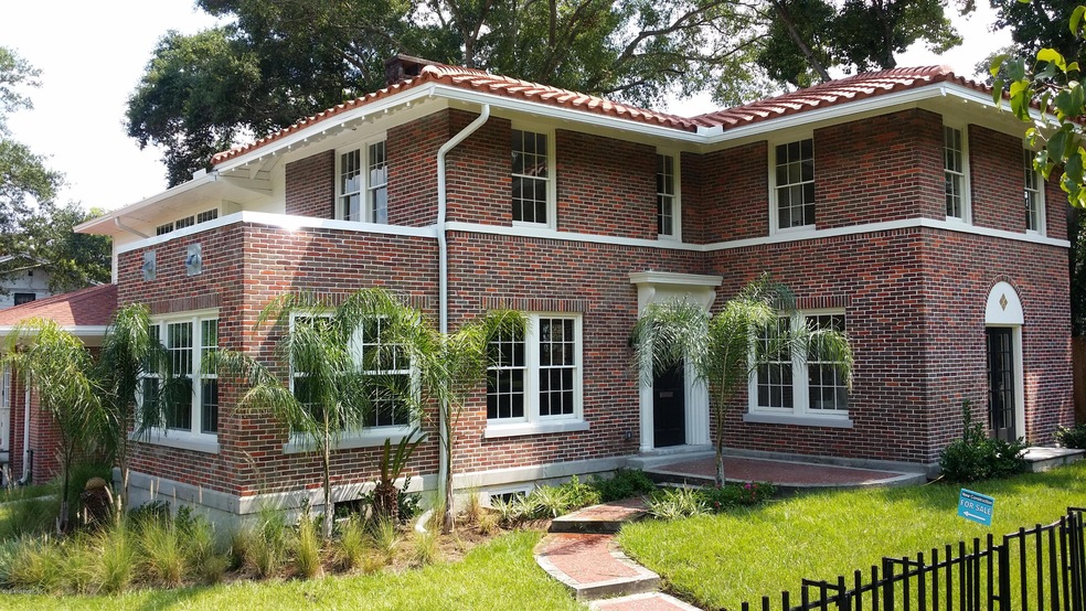 1510 Willow Branch Ave, Jacksonville, FL 32205 - photo 1