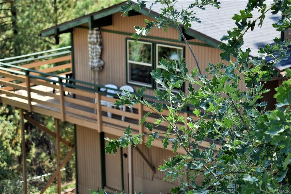 Classic Sierra cabin
