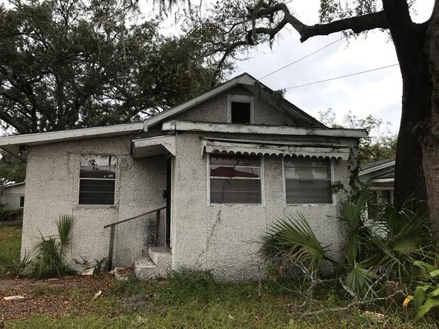 1705 2nd St, Brunswick, GA 31520 - photo 1